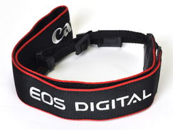 佳能EOS 600D單反套機與EF-S 135mm鏡頭評測 入門級數(shù)碼相機的性價比之選